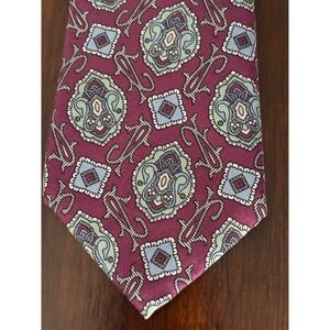 Essex Row Silk Necktie Burgundy Medallion‎ Print Made in USA Men's Vintage 90s
